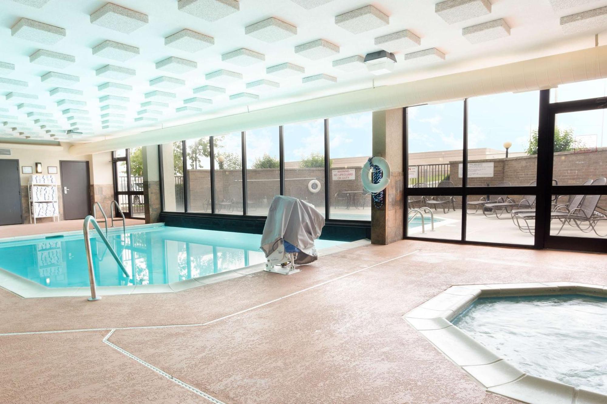 Drury Inn & Suites Atlanta מורו מראה חיצוני תמונה